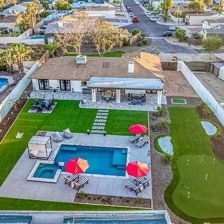 New - The Palmcroft Golf Escape Vila